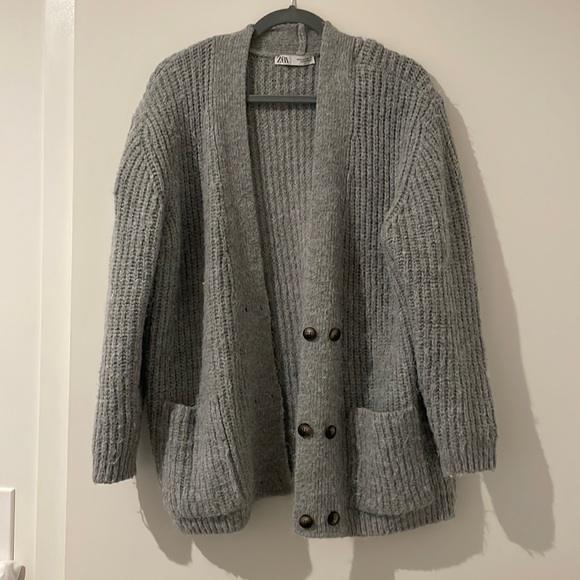 Knit sweater - Picture 1 of 5